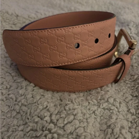 Gucci Pink Leather Belt Strap with Subtle Embossing - Picture 1 of 6